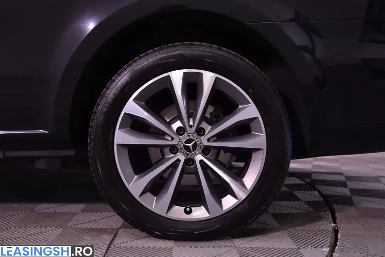Mercedes-Benz V (Clasa V) din 2023 cu 109.534 km - oferta MER218186 - foto 14