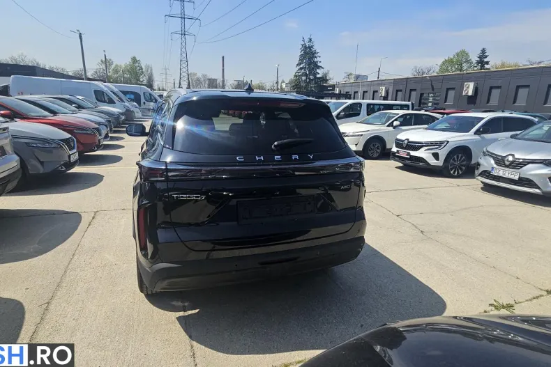 Chery Tiggo 7 din 2025 cu 9.700 km - oferta CHE218189 - foto 4