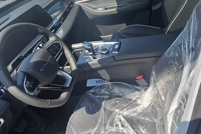Chery Tiggo 7 din 2025 cu 9.700 km - oferta CHE218189 - foto 8