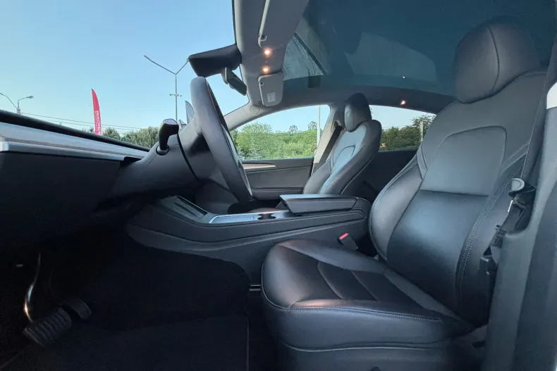 Tesla Model Y din 2022 cu 103.000 km - oferta TES218207 - foto 3