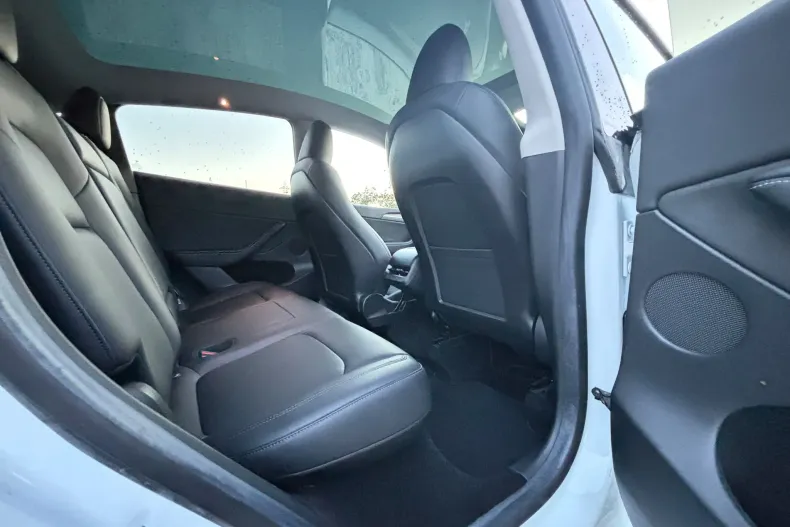 Tesla Model Y din 2022 cu 103.000 km - oferta TES218207 - foto 11