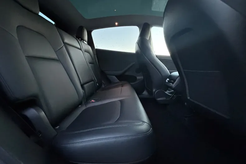 Tesla Model Y din 2022 cu 103.000 km - oferta TES218207 - foto 12