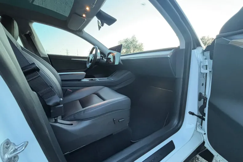 Tesla Model Y din 2022 cu 103.000 km - oferta TES218207 - foto 13