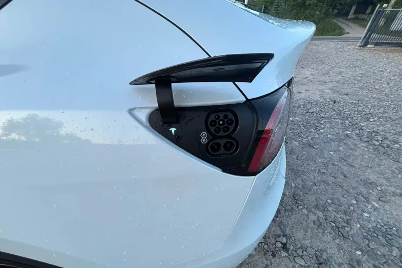 Tesla Model Y din 2022 cu 103.000 km - oferta TES218207 - foto 23