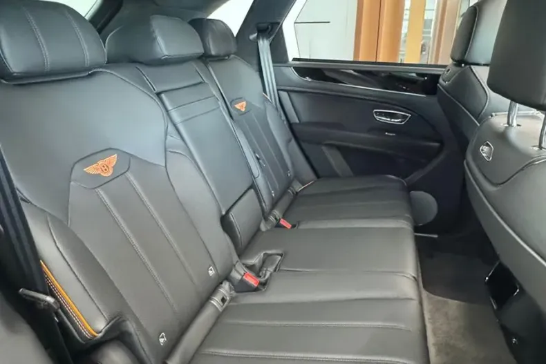 Bentley Bentayga din 2026 cu 50 km - oferta BEN218211 - foto 11