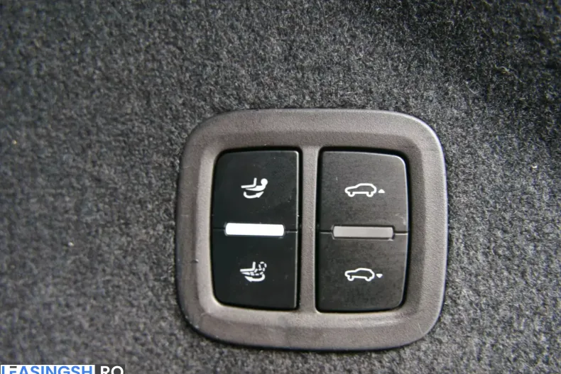 Porsche Cayenne din 2024 cu 46.511 km - oferta POR218212 - foto 12