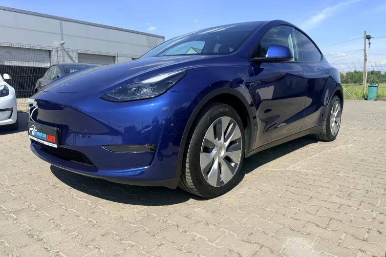 Tesla Model Y din 2023 cu 122.000 km - oferta TES218214 - foto 1