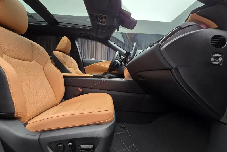 Lexus Seria RX din 2025 cu 15.000 km - oferta LEX218217 - foto 26