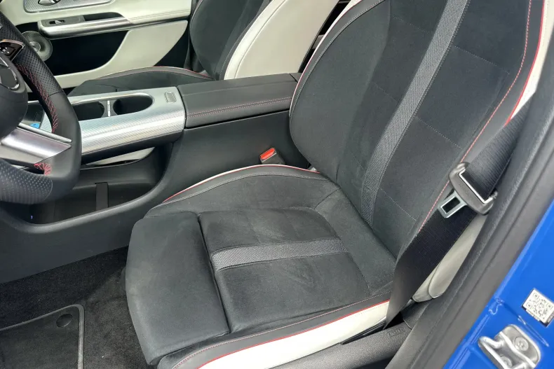 Mercedes-Benz GLB (Clasa GLB) din 2026 cu 3.500 km - oferta MER218220 - foto 15