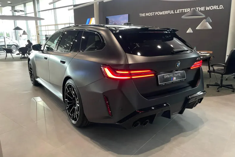 BMW M5 (Seria 5) din 2026 cu 1 km - oferta BMW218228 - foto 3