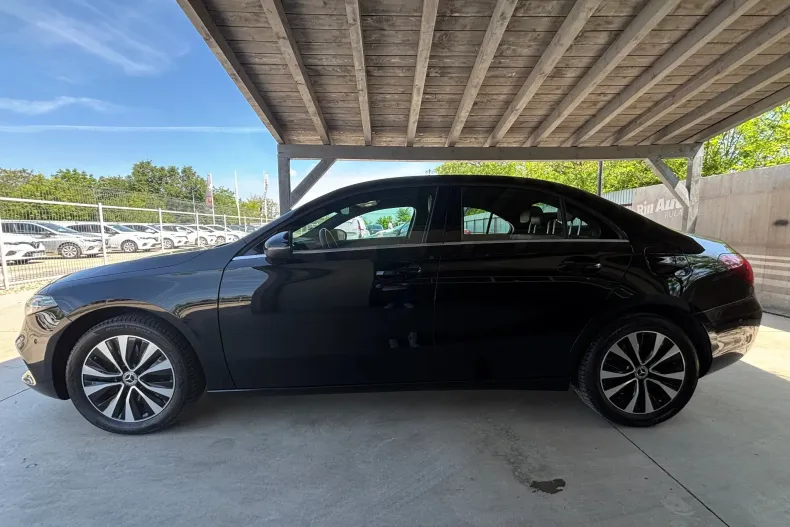 Mercedes-Benz A 250 (Clasa A) din 2022 cu 142.000 km - oferta MER218230 - foto 10