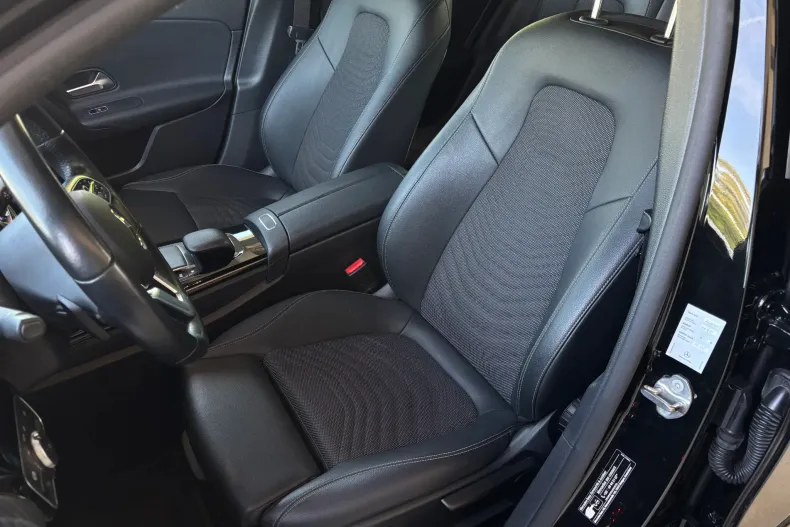 Mercedes-Benz A 250 (Clasa A) din 2022 cu 142.000 km - oferta MER218230 - foto 37