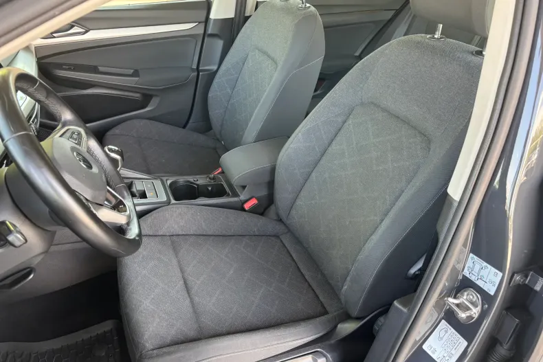 Volkswagen Golf din 2021 cu 68.000 km - oferta VOL218232 - foto 36
