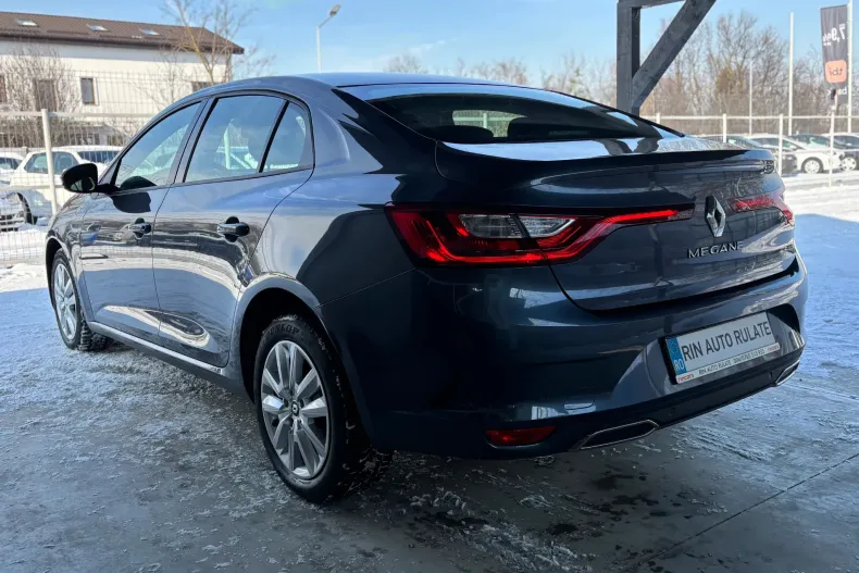 Renault Megane din 2024 cu 25.400 km - oferta REN218235 - foto 5