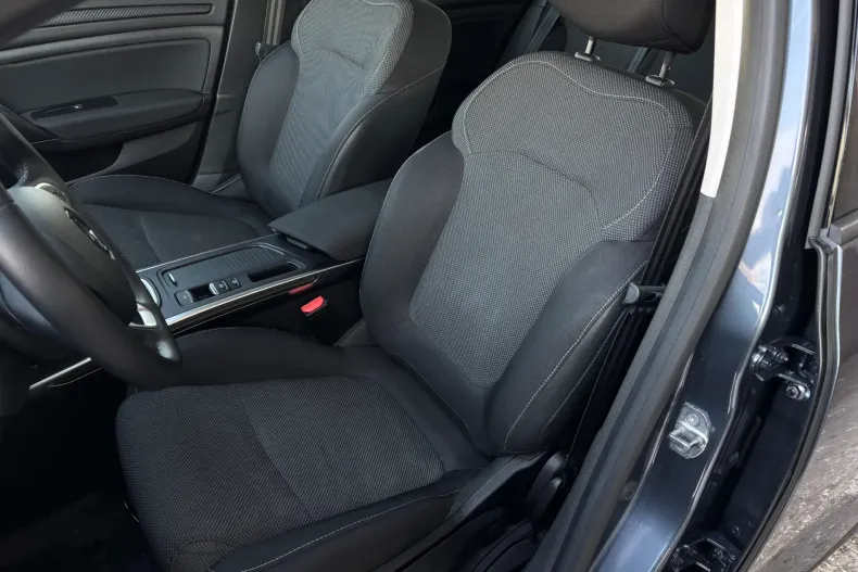 Renault Megane din 2024 cu 25.400 km - oferta REN218235 - foto 29