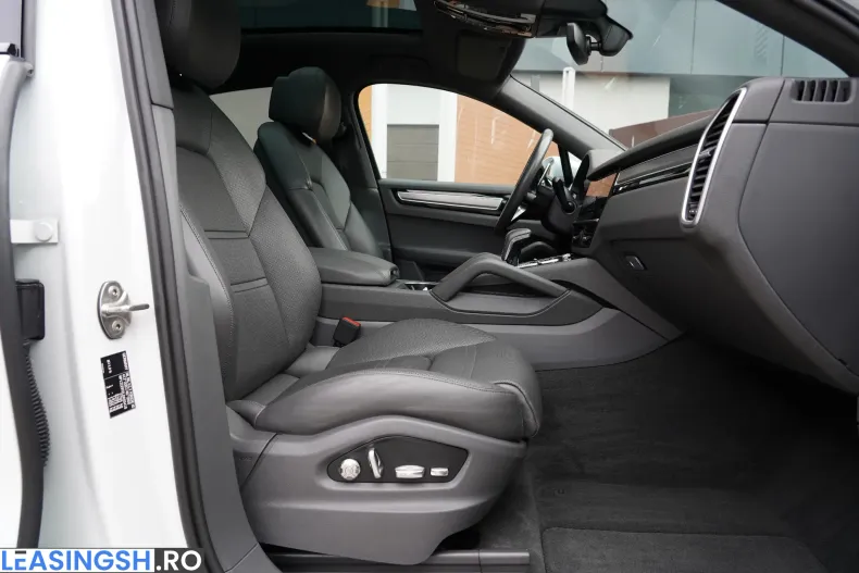 Porsche Cayenne Coupe din 2020 cu 147.951 km - oferta POR218245 - foto 7