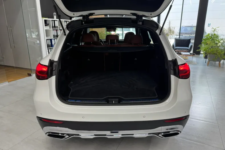 Mercedes-Benz GLC (Clasa GLC) din 2022 cu 40.837 km - oferta MER218249 - foto 9