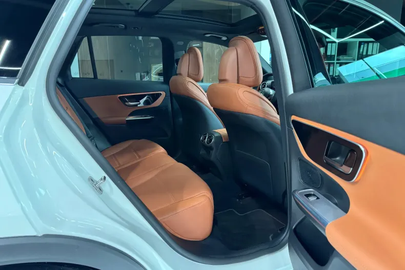 Mercedes-Benz GLC (Clasa GLC) din 2022 cu 40.837 km - oferta MER218249 - foto 12