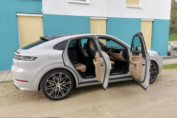 Porsche Cayenne din 2025 - oferta POR218252