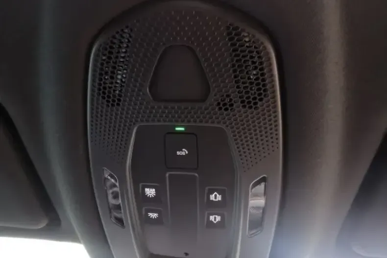 Porsche Cayenne din 2025 cu 9.500 km - oferta POR218252 - foto 47