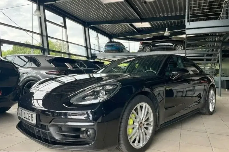 Porsche Panamera din 2023 cu 69.321 km - oferta POR218261 - foto 1