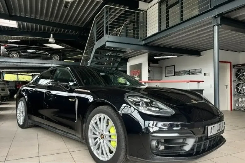 Porsche Panamera din 2023 cu 69.321 km - oferta POR218261 - foto 3