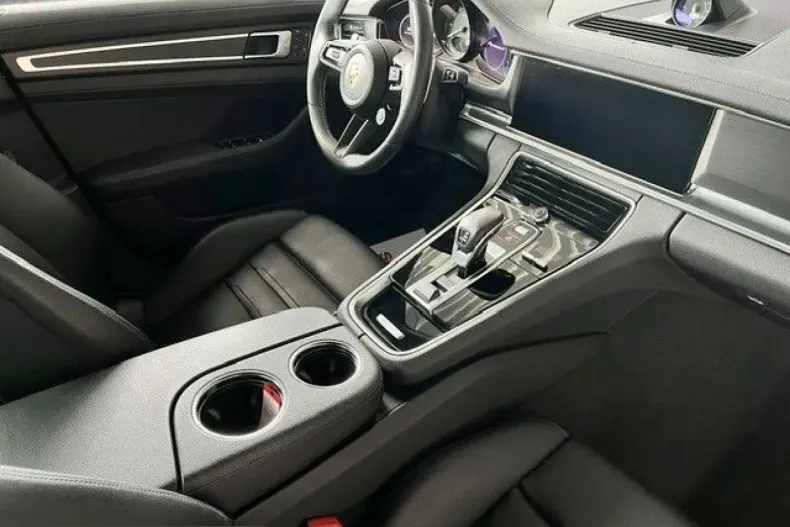 Porsche Panamera din 2023 cu 69.321 km - oferta POR218261 - foto 19