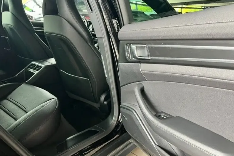 Porsche Panamera din 2023 cu 69.321 km - oferta POR218261 - foto 22