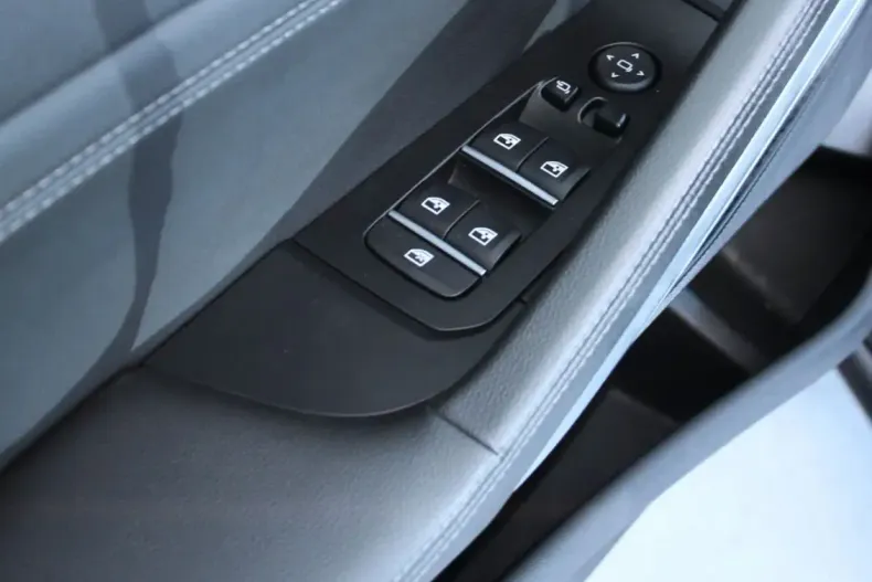 BMW X6 (Seria X) din 2022 cu 150.000 km - oferta BMW218265 - foto 13