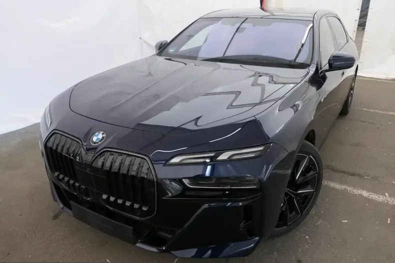 BMW 740 (Seria 7) din 2025 cu 1.682 km - oferta BMW218270 - foto 2
