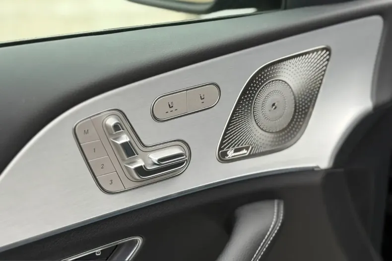 Mercedes-Benz GLE 300 (Clasa GLE) din 2025 cu 18.500 km - oferta MER218271 - foto 21