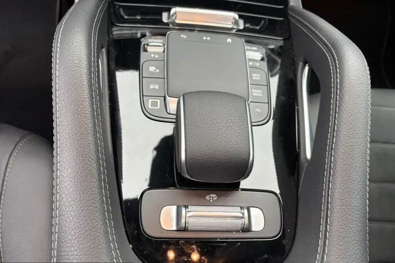 Mercedes-Benz GLE 300 (Clasa GLE) din 2025 cu 18.500 km - oferta MER218271 - foto 31