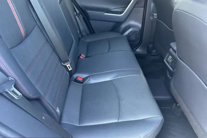 Toyota RAV4 din 2022 cu 58.107 km - oferta TOY218273 - foto 8