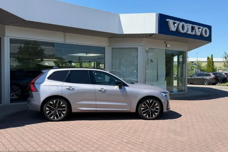 Volvo XC60 din 2025 cu 12.000 km - oferta VOL218276 - foto 2