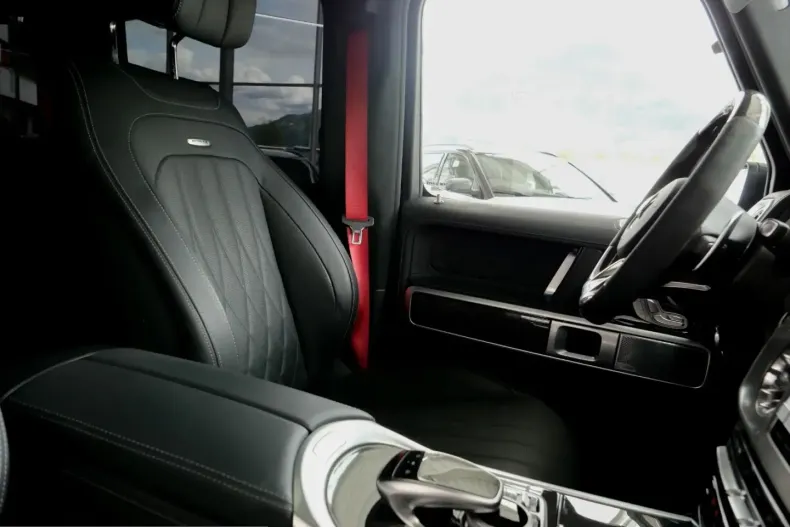 Mercedes-Benz G 63 AMG (Clasa G) din 2023 cu 31.490 km - oferta MER218277 - foto 20