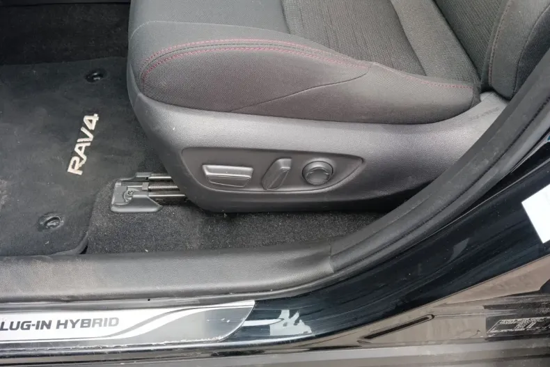 Toyota RAV4 din 2022 cu 65.000 km - oferta TOY218287 - foto 9