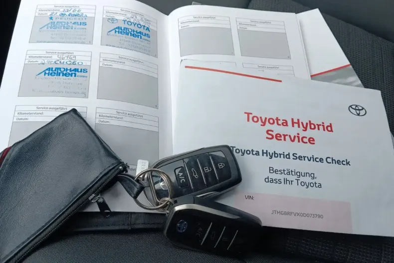 Toyota RAV4 din 2022 cu 65.000 km - oferta TOY218287 - foto 15