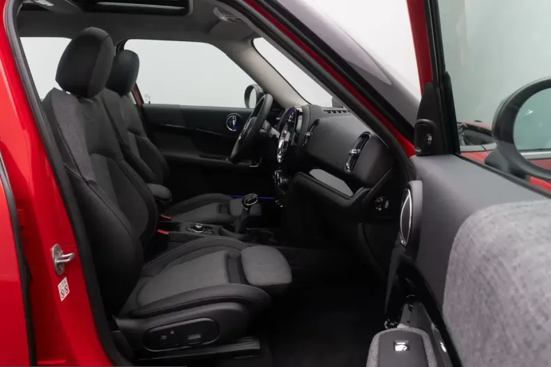 MINI Countryman SE (Cooper) din 2023 cu 17.204 km - oferta MIN218303 - foto 20