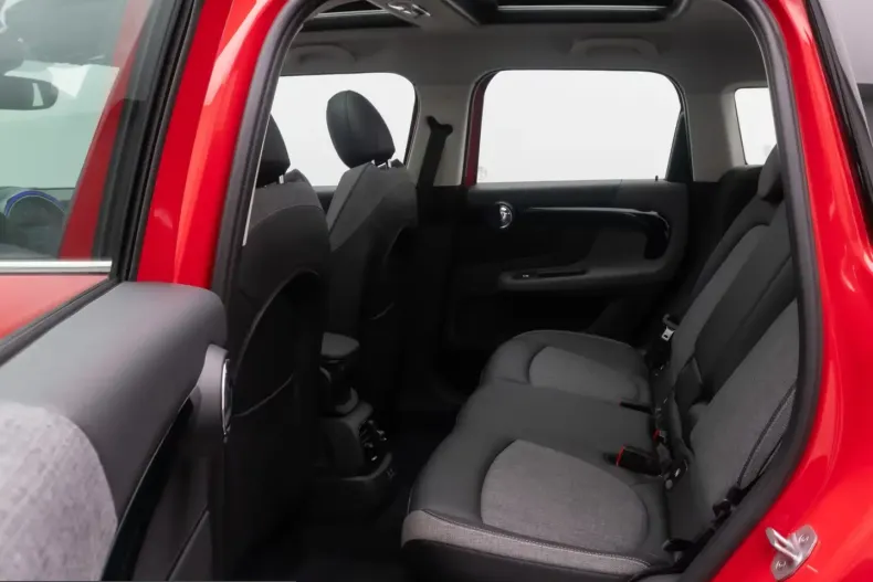 MINI Countryman SE (Cooper) din 2023 cu 17.204 km - oferta MIN218303 - foto 23