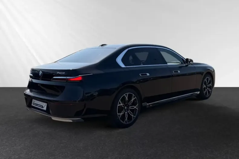 BMW 750 (Seria 7) din 2024 cu 28.500 km - oferta BMW218304 - foto 4