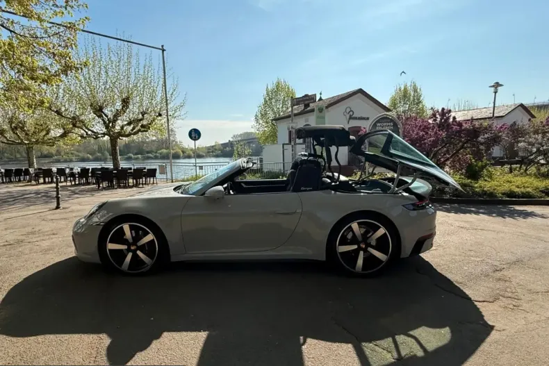 Porsche 992 din 2022 cu 19.990 km - oferta POR218310 - foto 3