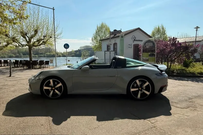 Porsche 992 din 2022 cu 19.990 km - oferta POR218310 - foto 4