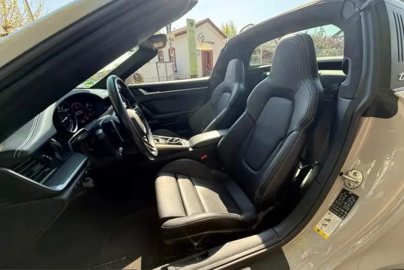 Porsche 992 din 2022 cu 19.990 km - oferta POR218310 - foto 17