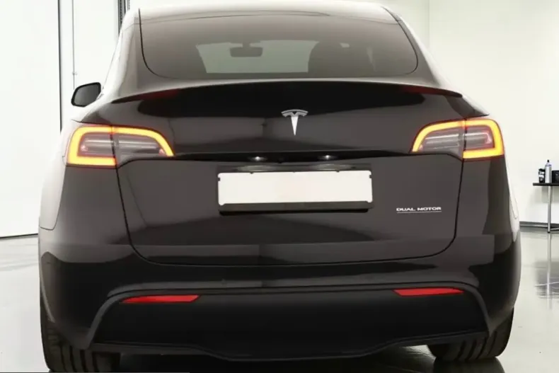 Tesla Model Y din 2023 cu 41.800 km - oferta TES218319 - foto 7