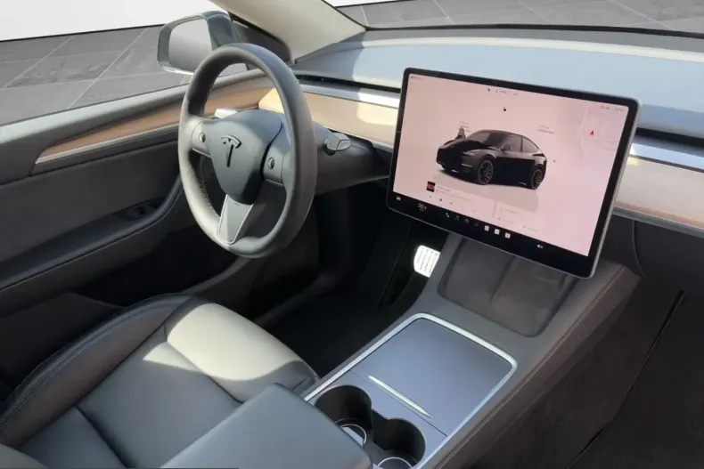 Tesla Model Y din 2023 cu 41.800 km - oferta TES218319 - foto 11