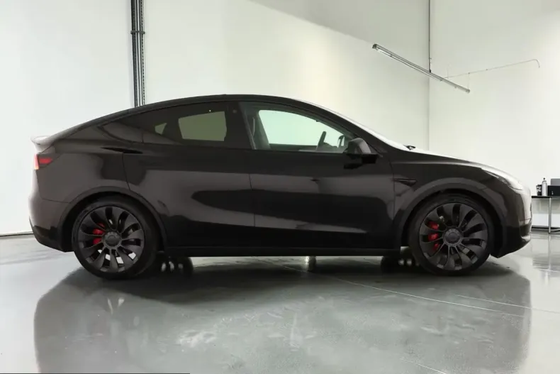 Tesla Model Y din 2023 cu 41.800 km - oferta TES218319 - foto 14