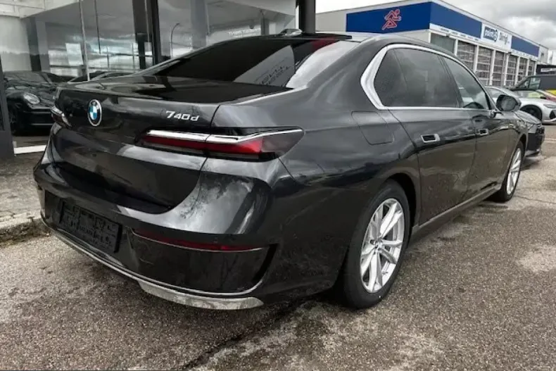 BMW 740 (Seria 7) din 2025 cu 6.000 km - oferta BMW218329 - foto 4