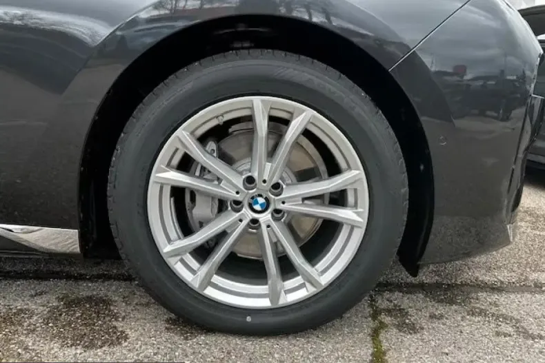 BMW 740 (Seria 7) din 2025 cu 6.000 km - oferta BMW218329 - foto 8