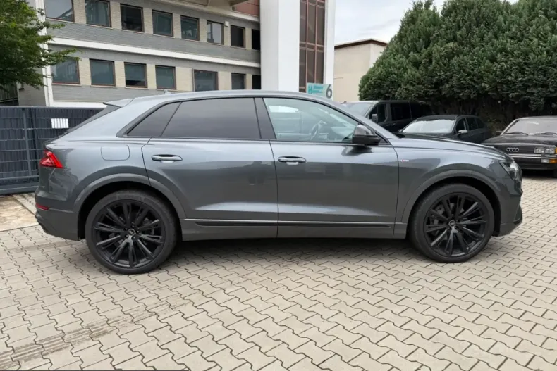 Audi Q8 din 2023 cu 69.653 km - oferta AUD218335 - foto 7