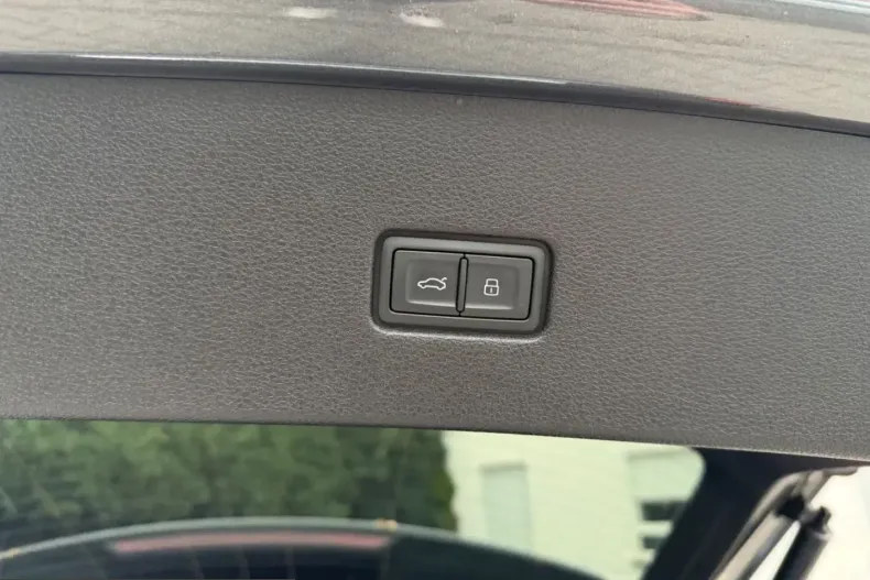 Audi Q8 din 2023 cu 69.653 km - oferta AUD218335 - foto 30